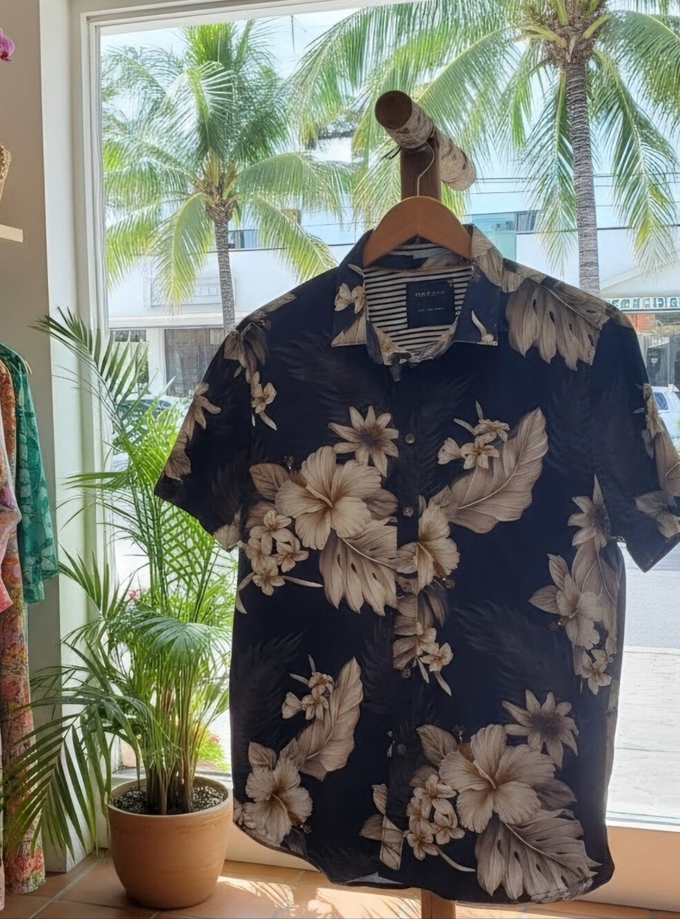 Denim & Flower Navy Floral Short-Sleeve Button-Down Shirt